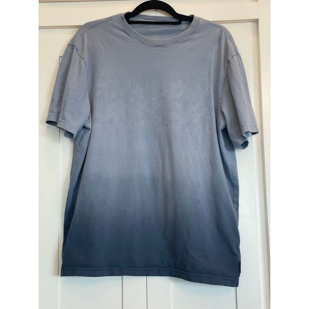 American Eagle Ombre blue tee men's L with floral fade